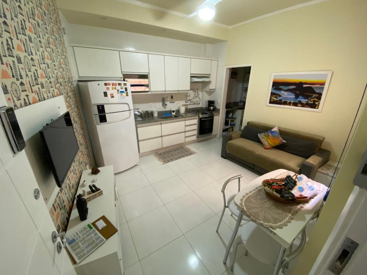 Copa Beach Home - Copacabana Posto 4 Quadra Da Praia Rio de Janeiro Bagian luar foto